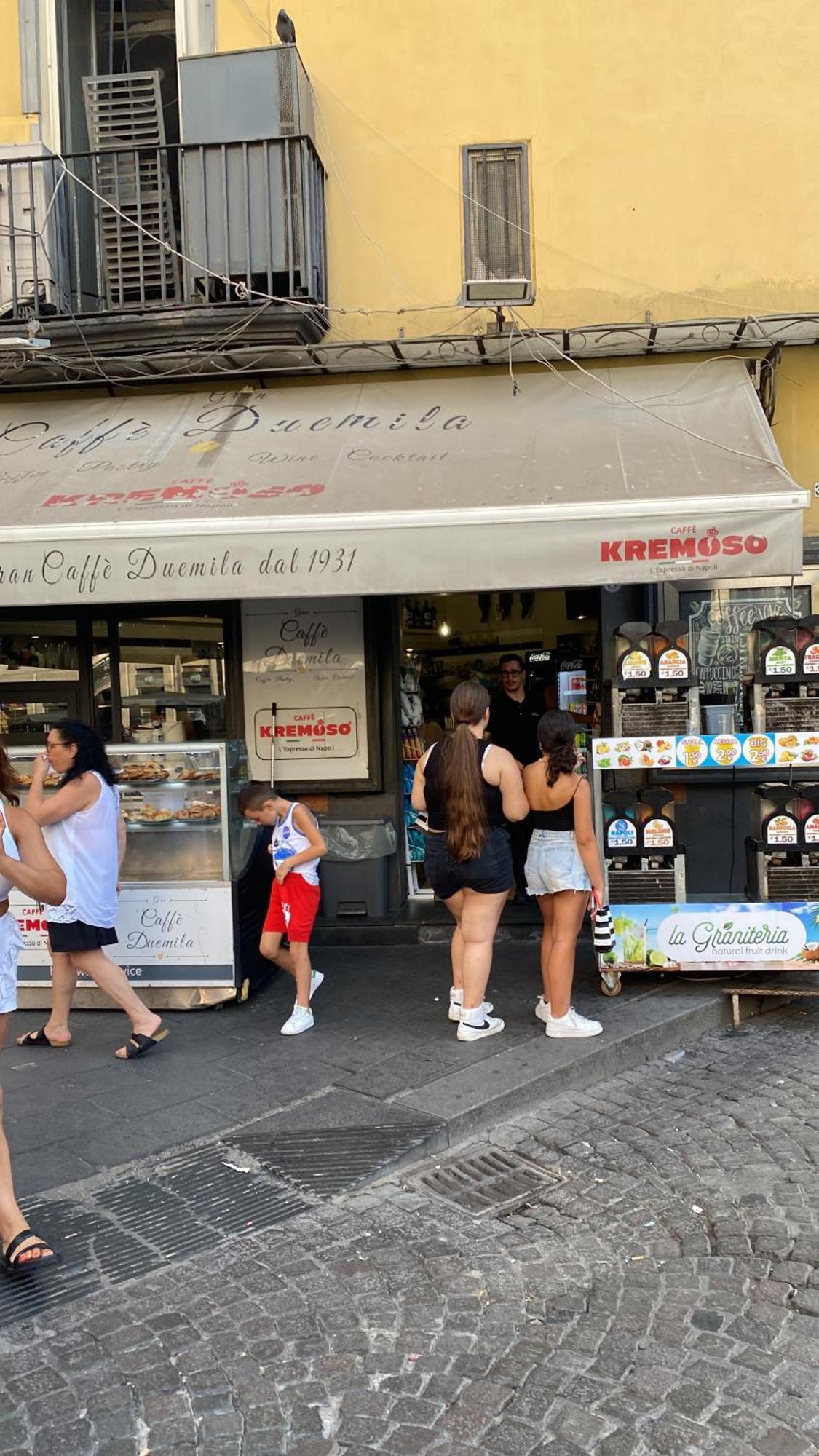 House Quartieri Sasymary Naples Exterior photo